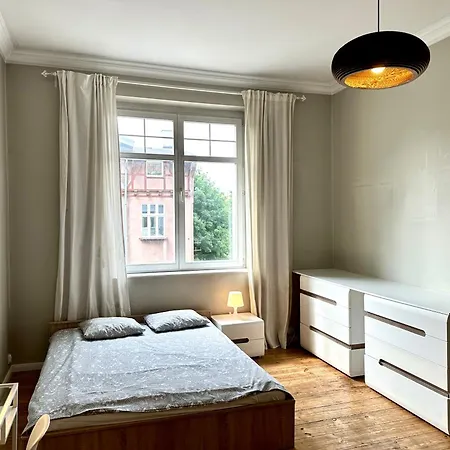 100 Metrow Do Monciaka Homestay Sopot