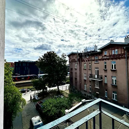 100 Metrow Do Monciaka Homestay Sopot